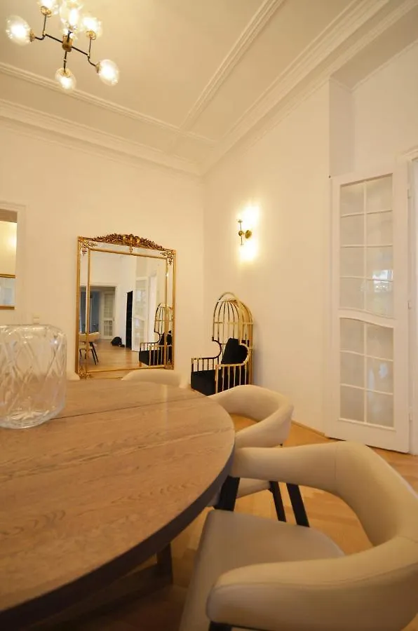 Belvedere Embassy Residence Vienna 0*,
